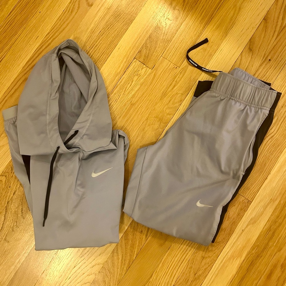 Worn Nike purple M Nike track suit